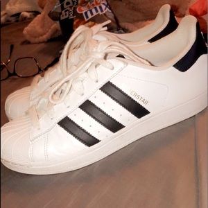 Adidas Superstars : size 8